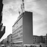 L�edificio, progettato in stile razionalista dall�architetto Elena Guaccero...